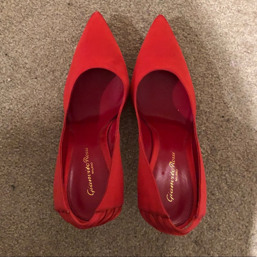 Red Gianvito Rossi Pumps